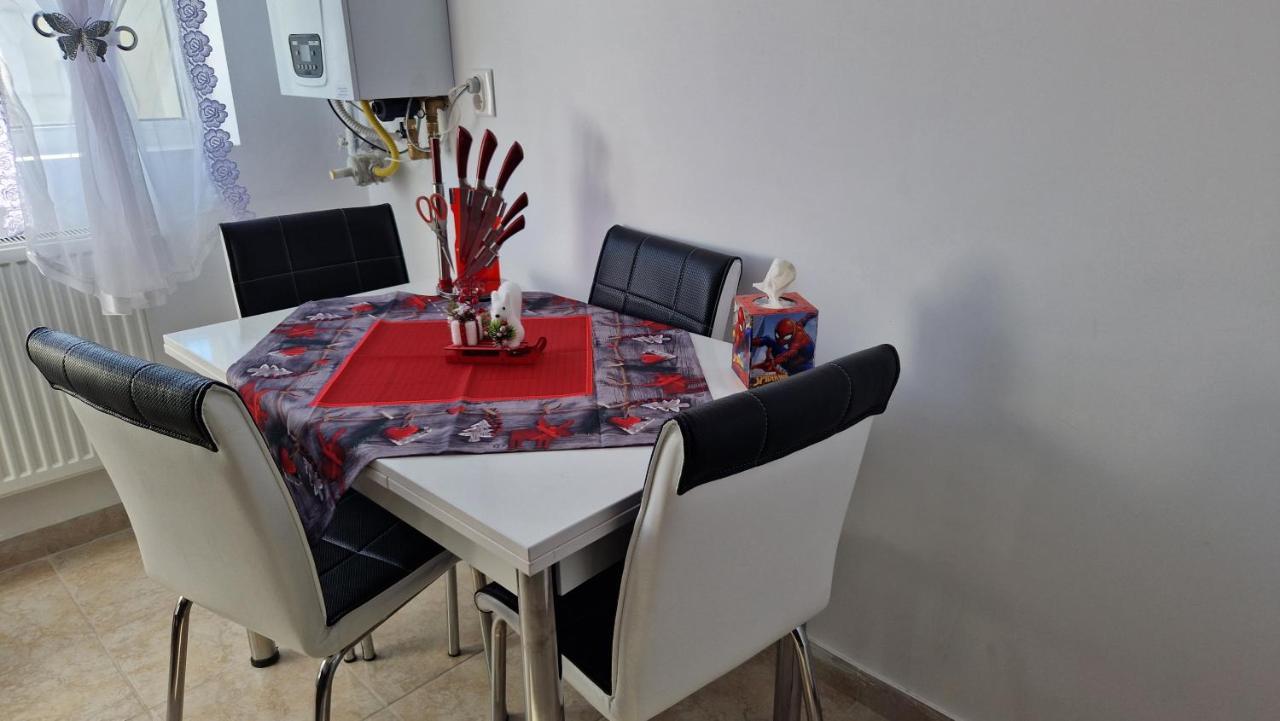 Best Apart Garii- Check In Independent Braşov Eksteriør bilde
